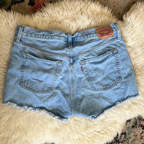 Levi 501 Denim Shorts - Picture 3 of 6